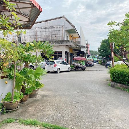 2 Vikings Guesthouse Karon エクステリア 写真