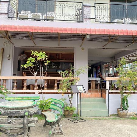 2 Vikings Guesthouse Karon エクステリア 写真