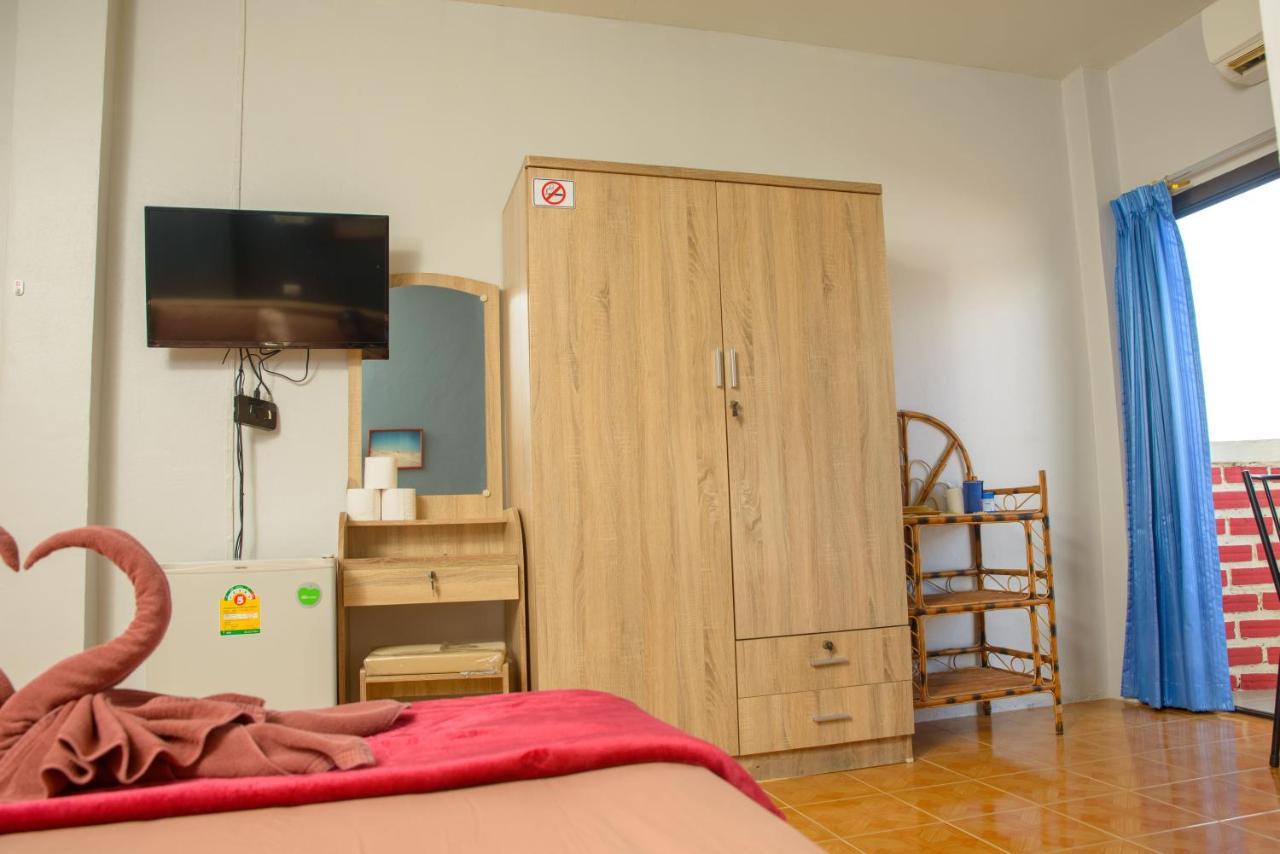 2 Vikings Guesthouse Karon エクステリア 写真