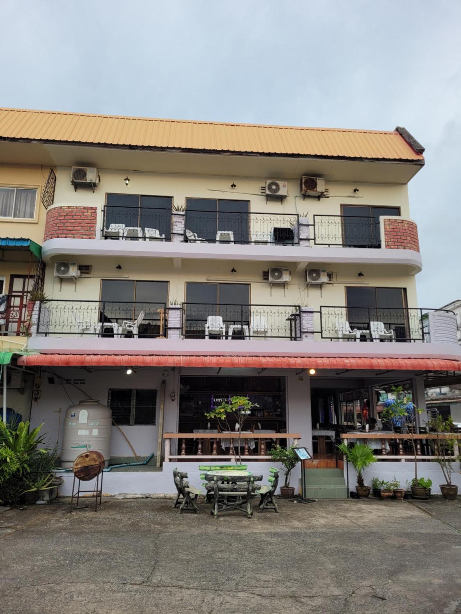 2 Vikings Guesthouse Karon エクステリア 写真