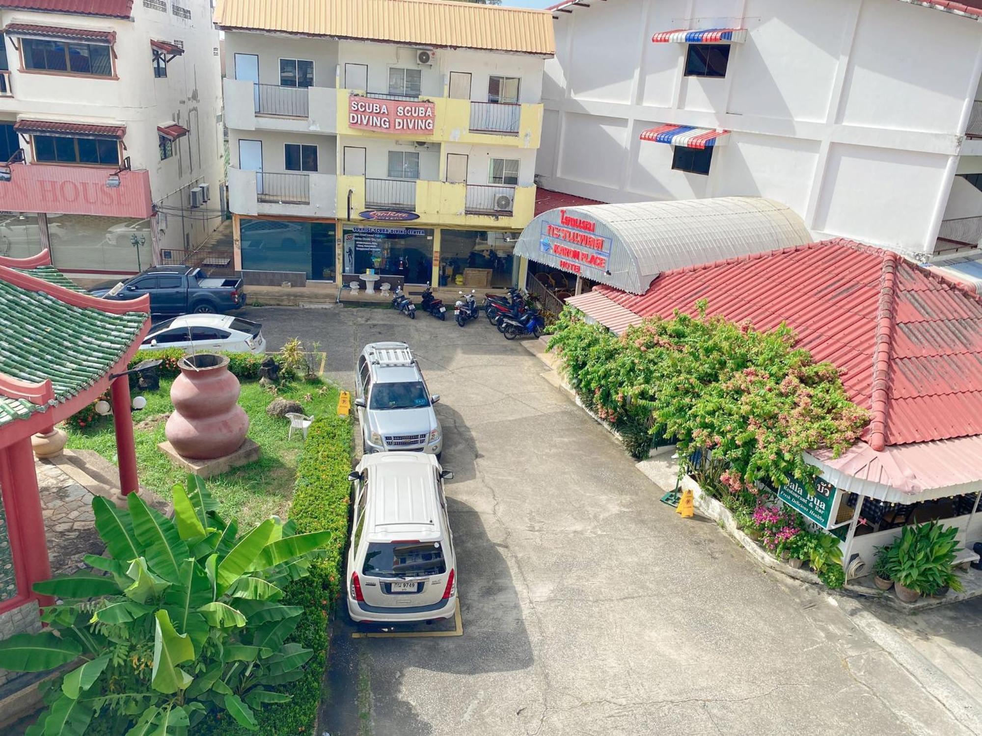 2 Vikings Guesthouse Karon エクステリア 写真